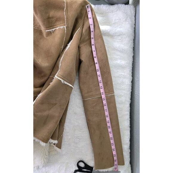 B Hip Waterfall‎ Boho Hippie Faux Suede Sherpa Ruffle Front Jacket Beige SZ L - Picture 10 of 11
